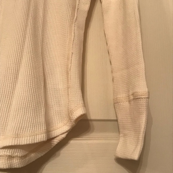 Brand new Abercrombie & Fitch waffle hoodie - Picture 4 of 8